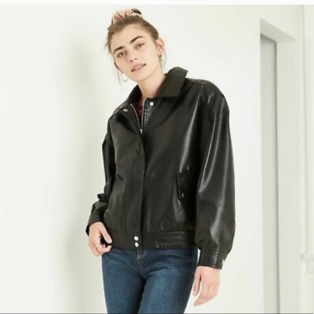 - Women's Faux Leather Bomber Jacket - Wild … - Picture 2 of 16